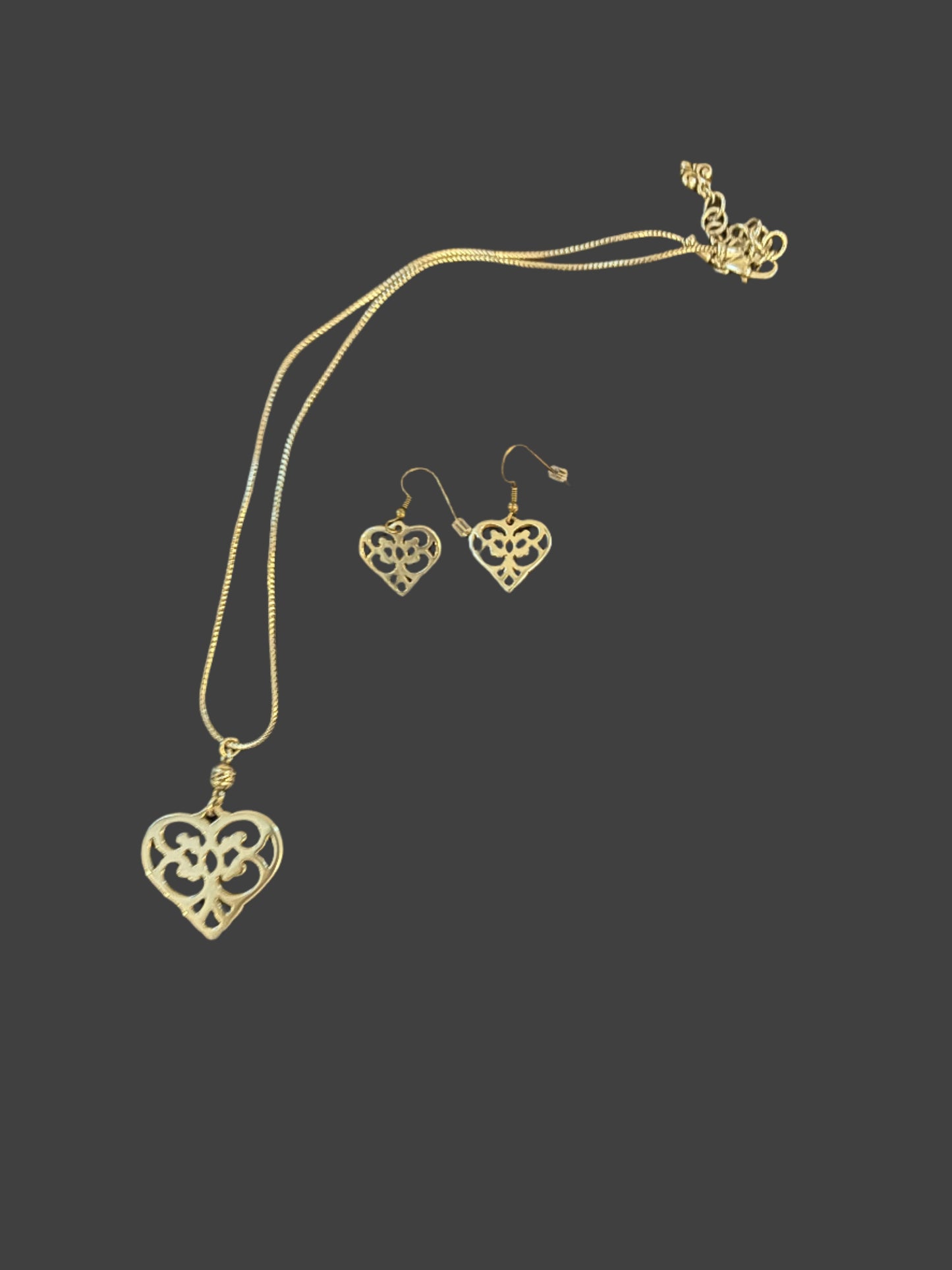 Brighton Sterling Silver Vintage Heart Necklace & Earrings set - like new (worn once)
