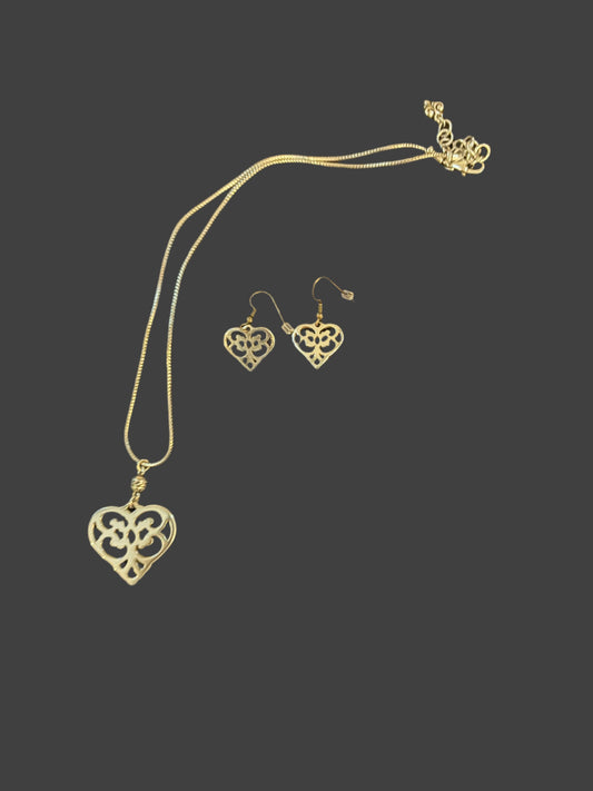 Brighton Sterling Silver Vintage Heart Necklace & Earrings set - like new (worn once)