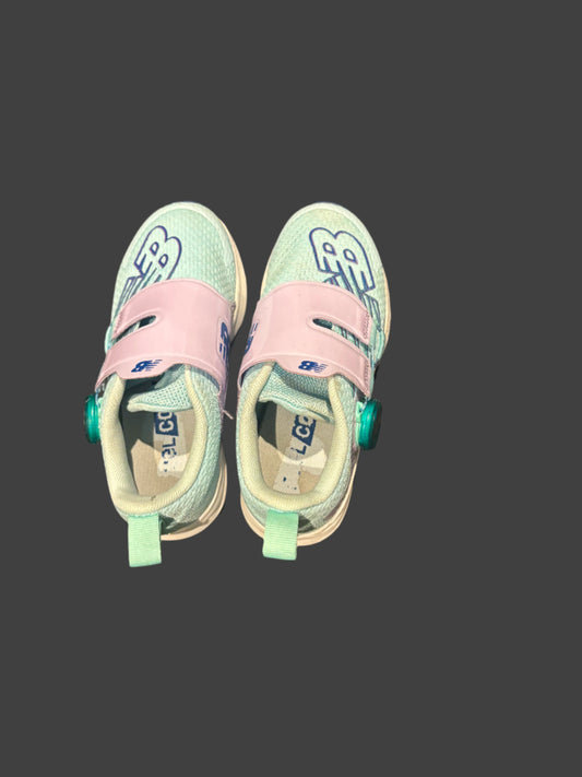 New Balance Dynasoft trail magic BOA Fit girls running shoes size 13